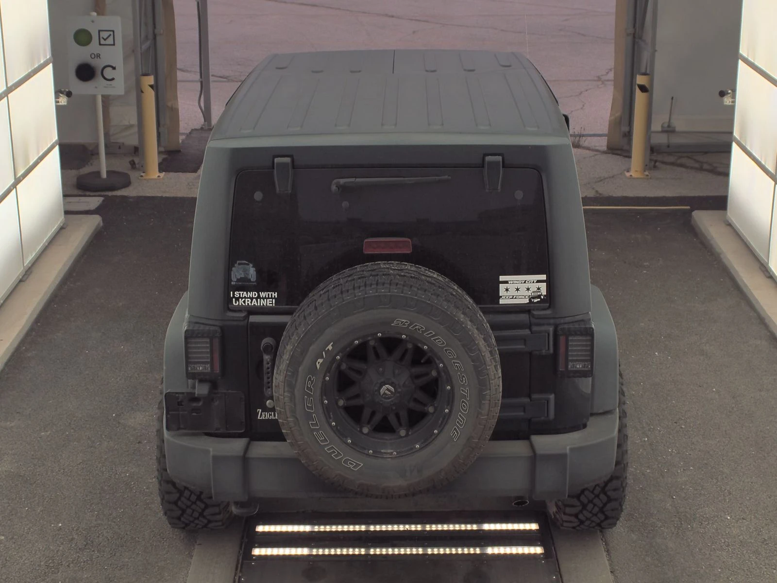 Jeep Wrangler Unlimited Sport - изображение 3