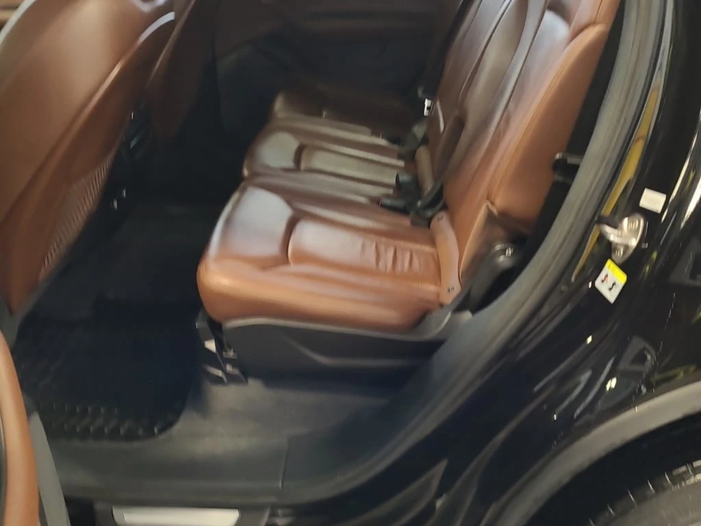 Audi Q7 * PREMIUM * CARFAX * ЦЕНА ДО БГ - изображение 9