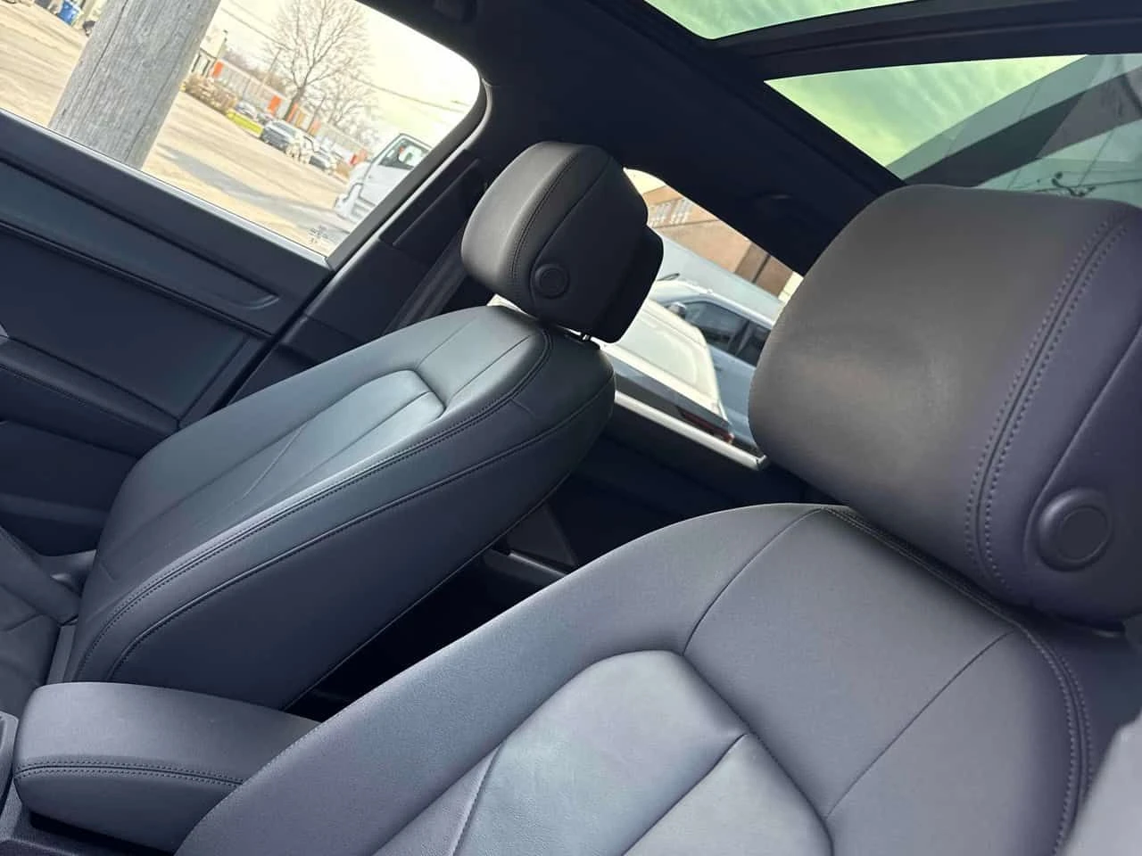 Audi Q3 Komfort| DIGITAL COCKPIT| PANO| ��������| CARFAX | Mobile.bg � ����������� 13