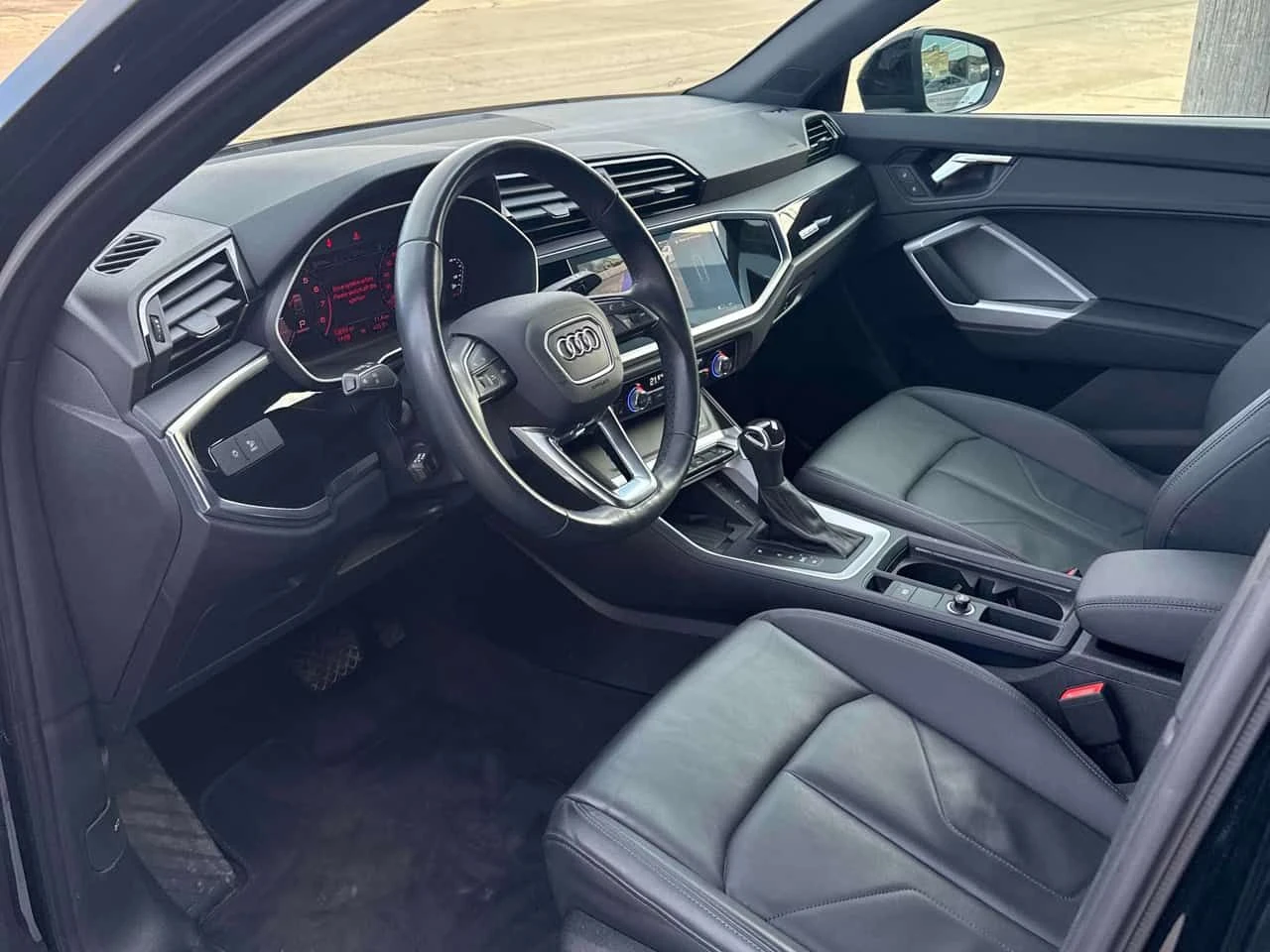 Audi Q3 Komfort| DIGITAL COCKPIT| PANO| ��������| CARFAX | Mobile.bg � ����������� 7
