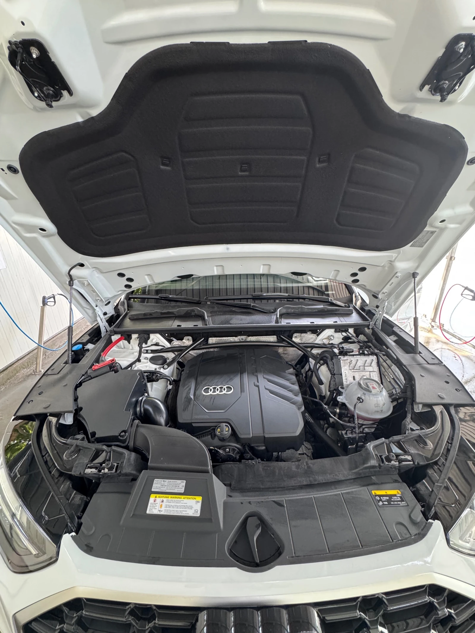 Audi Q5 mild hybrid , снимка 7 - Автомобили и джипове - 54528363