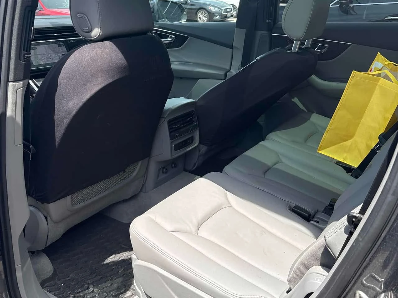 Audi Q7 Komfort  CARFAX, снимка 11 - Автомобили и джипове - 54798270