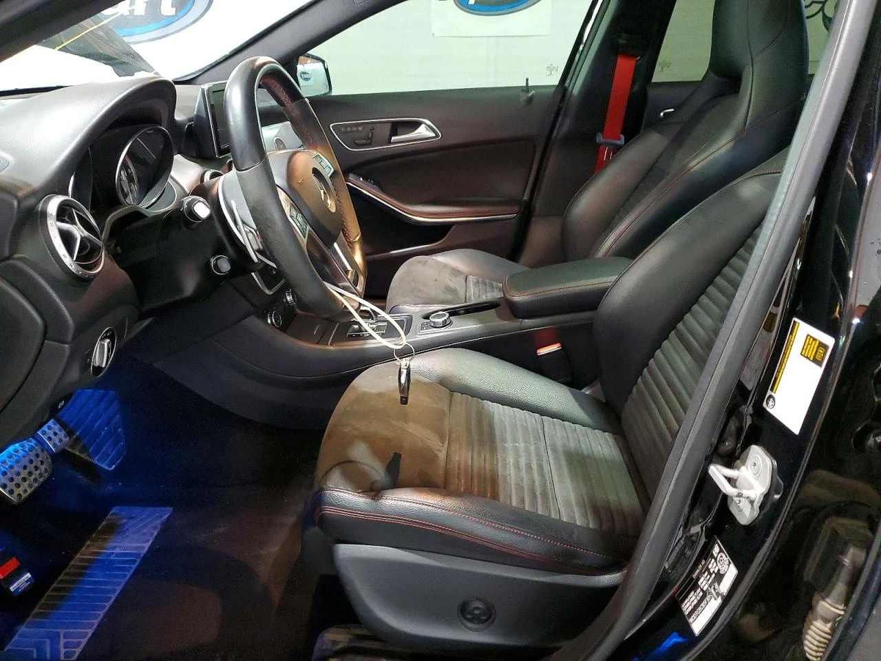 Mercedes-Benz GLA 45 AMG 2.0l, снимка 7 - Автомобили и джипове - 55095197