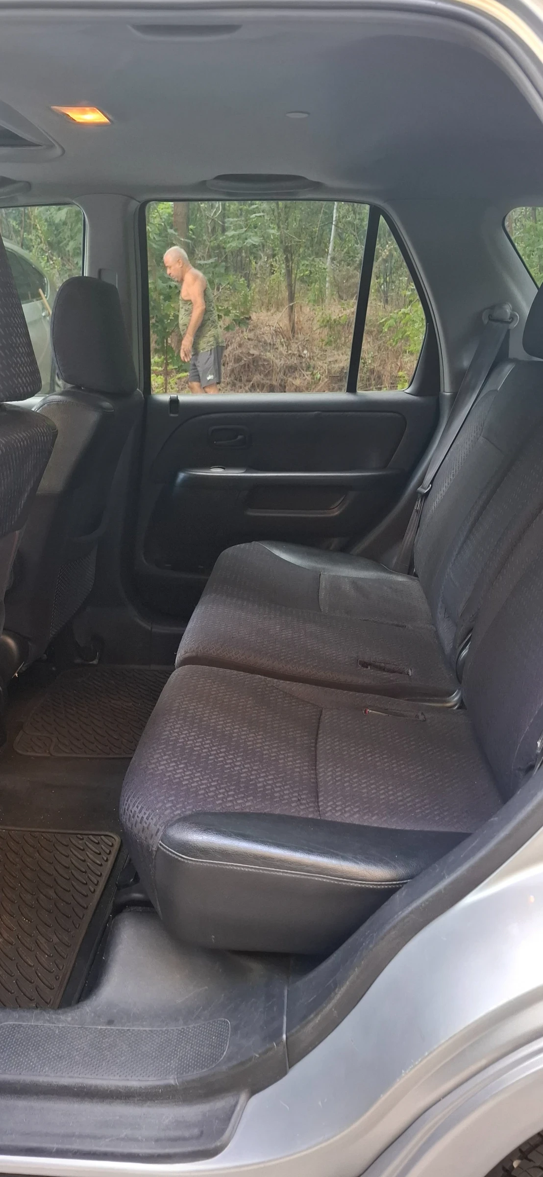 Honda Cr-v Бензин 2000/150/4?4, снимка 10 - Автомобили и джипове - 55436232