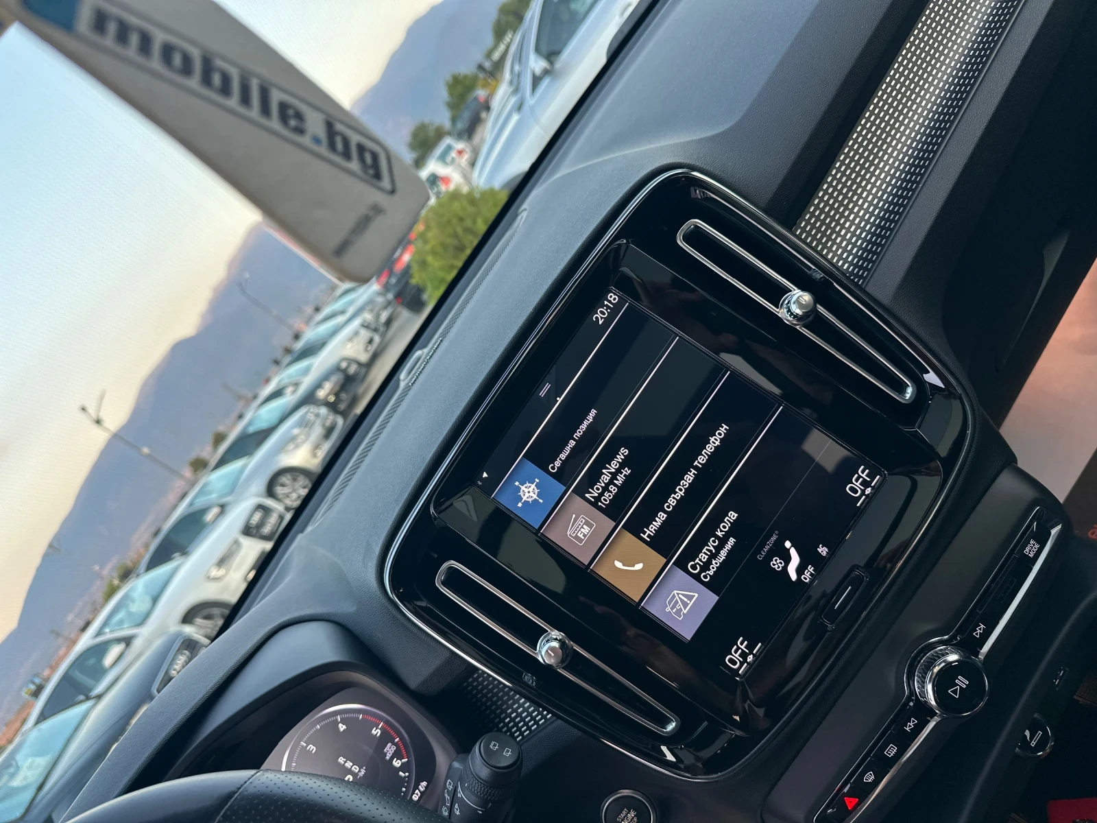 Volvo XC40 R DESIGN* DIGITAL* BLACK LINE* HARMON/KARDON* KEYL, снимка 15 - Автомобили и джипове - 55590249