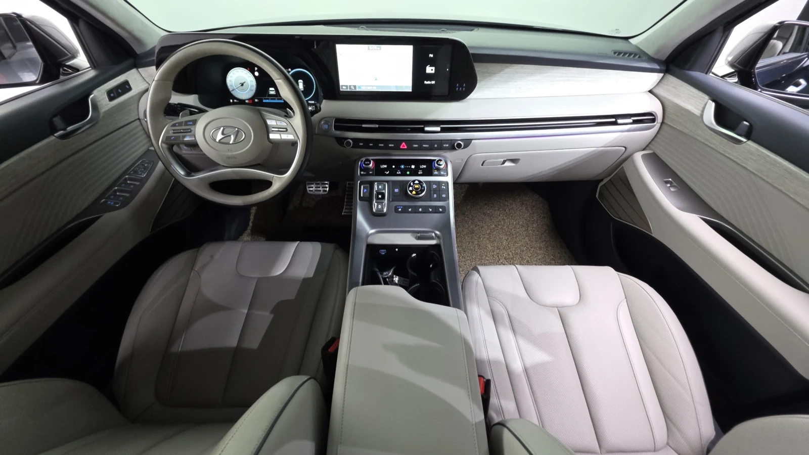 Hyundai Palisade 2023* CALLIGRAPHY* 360* HUD* ОБДУХ* МАСАЖ* DIS* КР, снимка 6 - Автомобили и джипове - 56061306