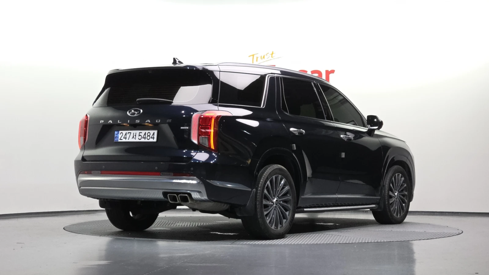 Hyundai Palisade 2023* CALLIGRAPHY* 360* HUD* ОБДУХ* МАСАЖ* DIS* КР, снимка 2 - Автомобили и джипове - 56061306