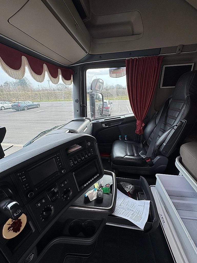 Scania R 580 RED PASSION, снимка 13 - Камиони - 49319422