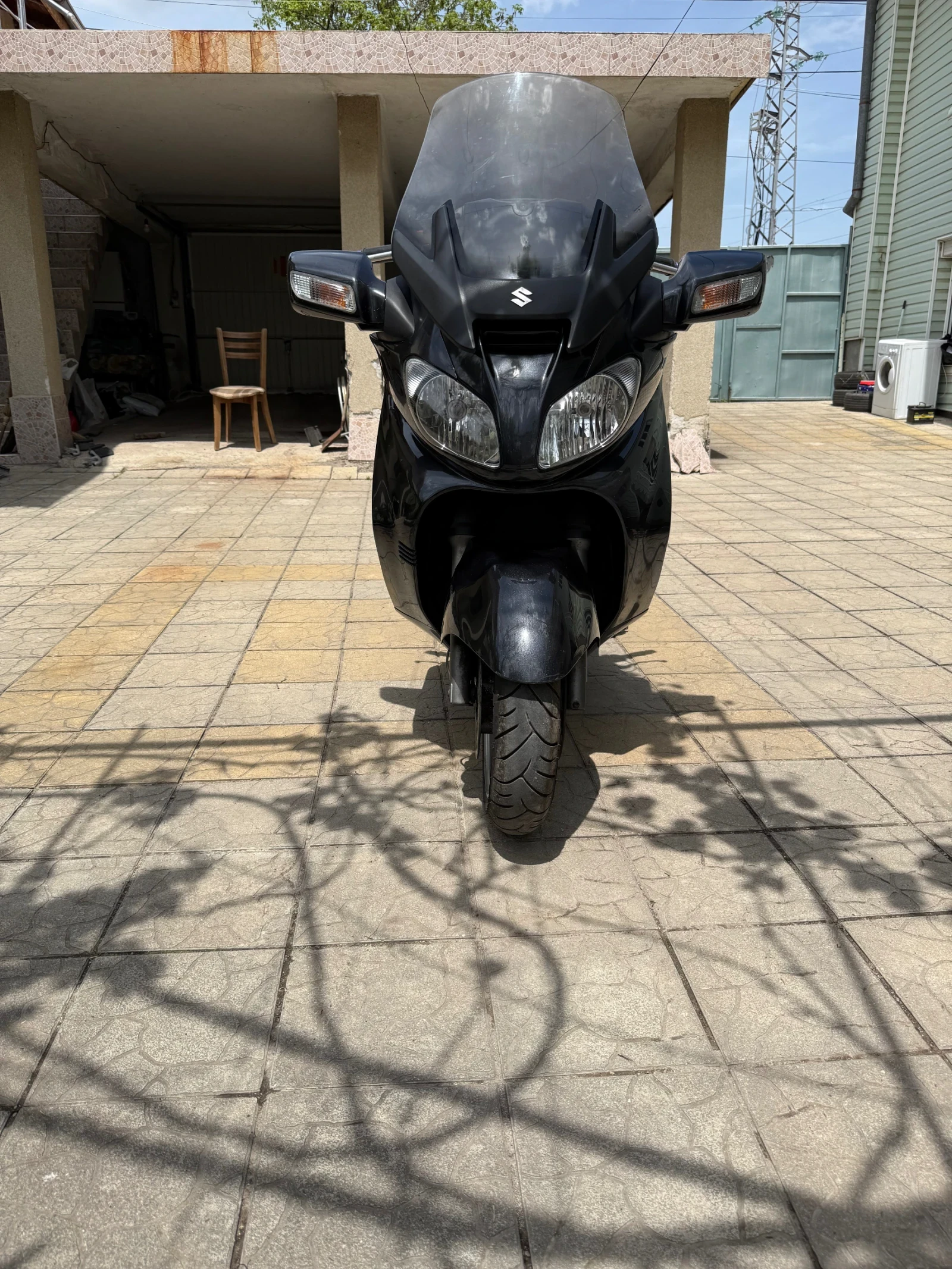 Suzuki Burgman 650 EXECUTIVE, снимка 5 - Мотоциклети и мототехника - 54503624