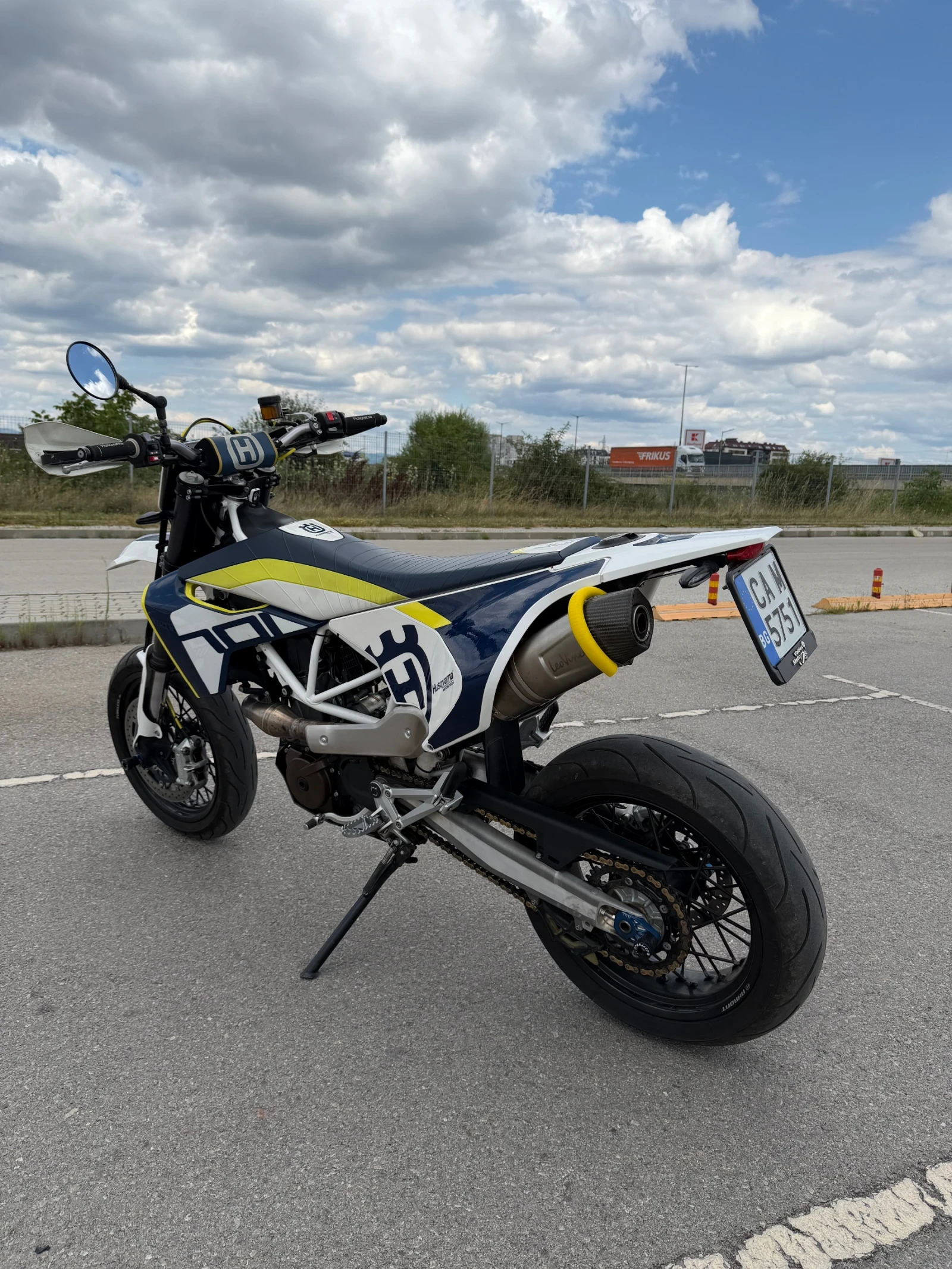Husqvarna Svartpilen 701, снимка 4 - Мотоциклети и мототехника - 55408334