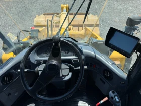 Челен товарач Komatsu WA 320 ЛИЗИНГ, снимка 14
