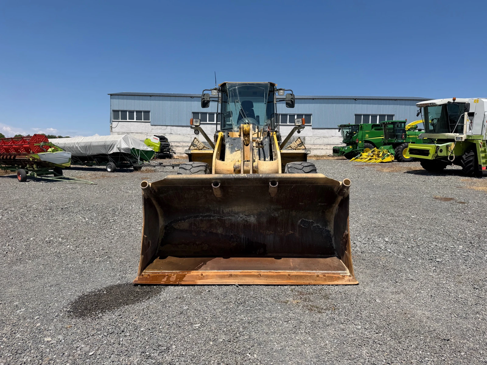 Челен товарач Komatsu WA 320 ЛИЗИНГ, снимка 2 - Индустриална техника - 54663124