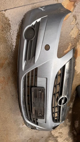 Предна Броня за Opel Corsa D 2009 , снимка 2