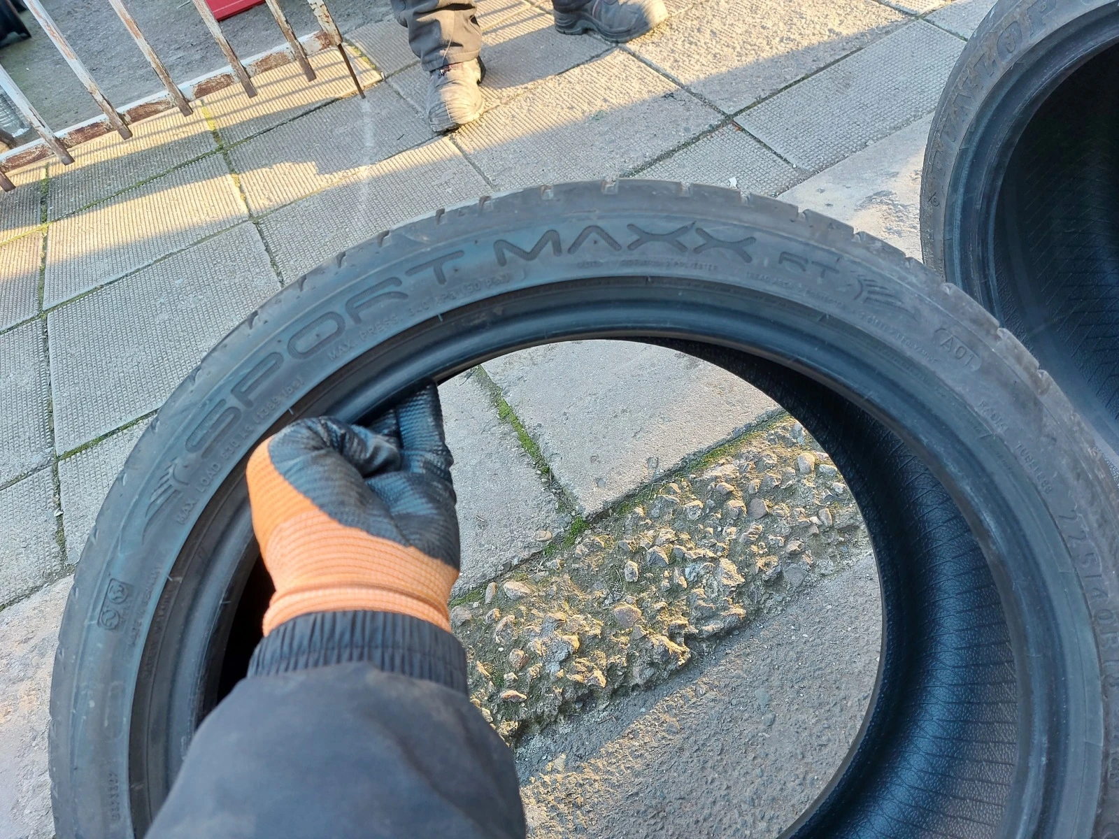 ���� 225/40R18 | Mobile.bg � ����������� 6