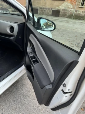 Toyota Yaris, снимка 13
