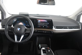 BMW 218 Active Tourer, снимка 6 - Автомобили и джипове - 40749091