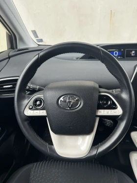 Toyota Prius 1.8 hybrid в Гаранция, снимка 8