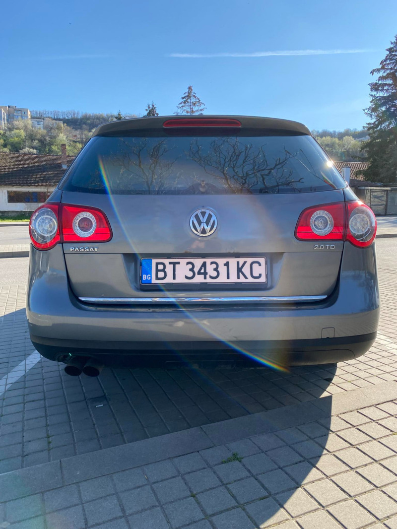 VW Passat, снимка 5 - Автомобили и джипове - 45886875