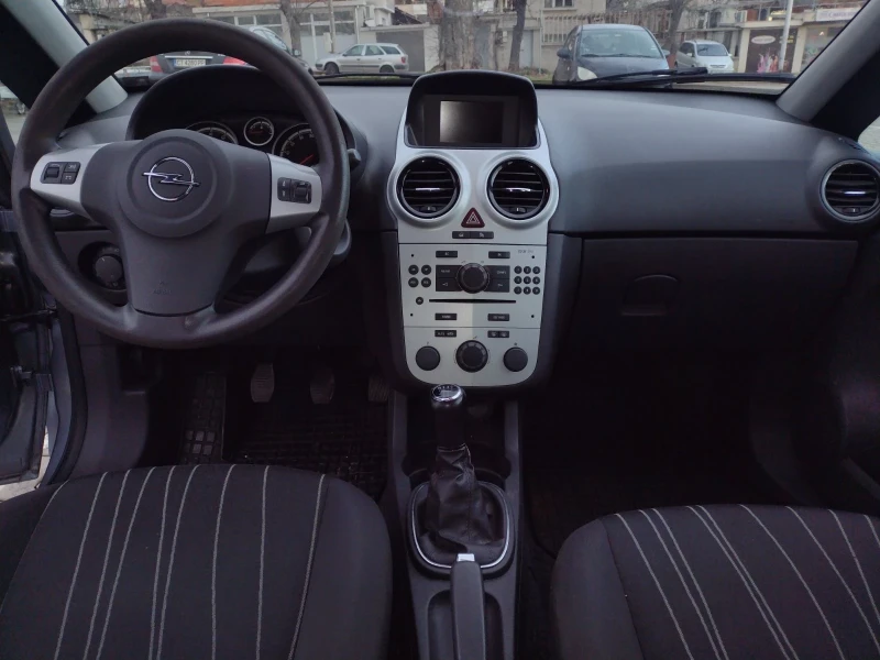 Opel Corsa 1.3i, снимка 7 - Автомобили и джипове - 48707461