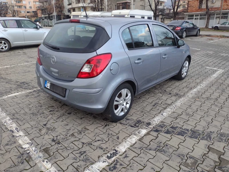 Opel Corsa 1.3i, снимка 4 - Автомобили и джипове - 48707461