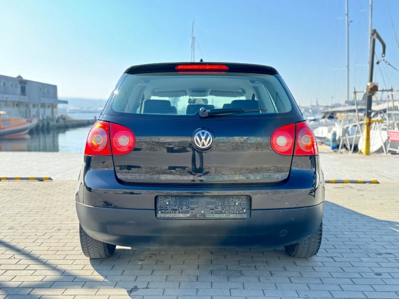 VW Golf 1.9 TDI, снимка 6 - Автомобили и джипове - 49378756