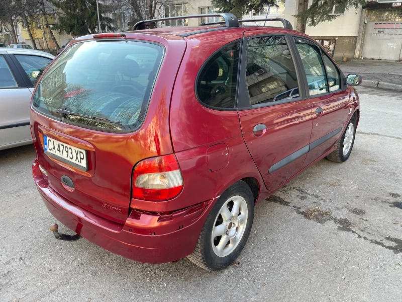 Renault Scenic Газ.Инжекцион А/С, снимка 4 - Автомобили и джипове - 49386078