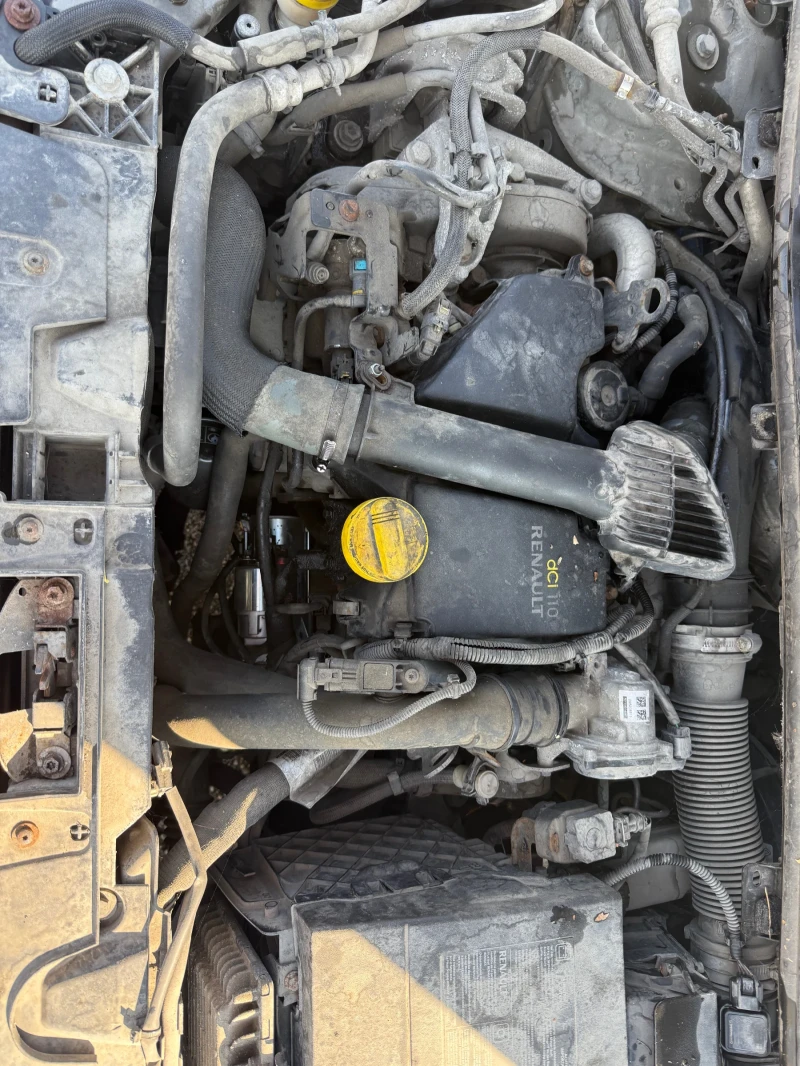 Renault Megane dCi, снимка 13 - Автомобили и джипове - 51673557