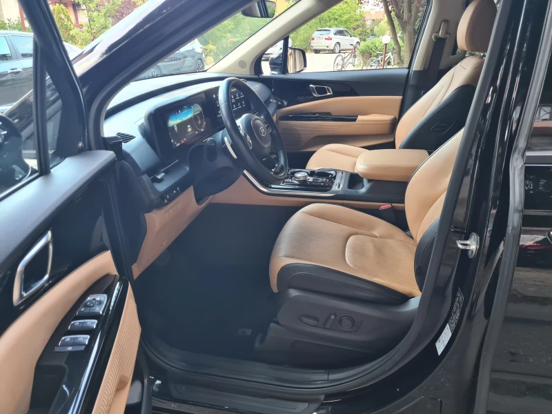 Kia Carnival 2.2 CRDI 202 к.с. 8+ 1, снимка 9 - Автомобили и джипове - 51672636