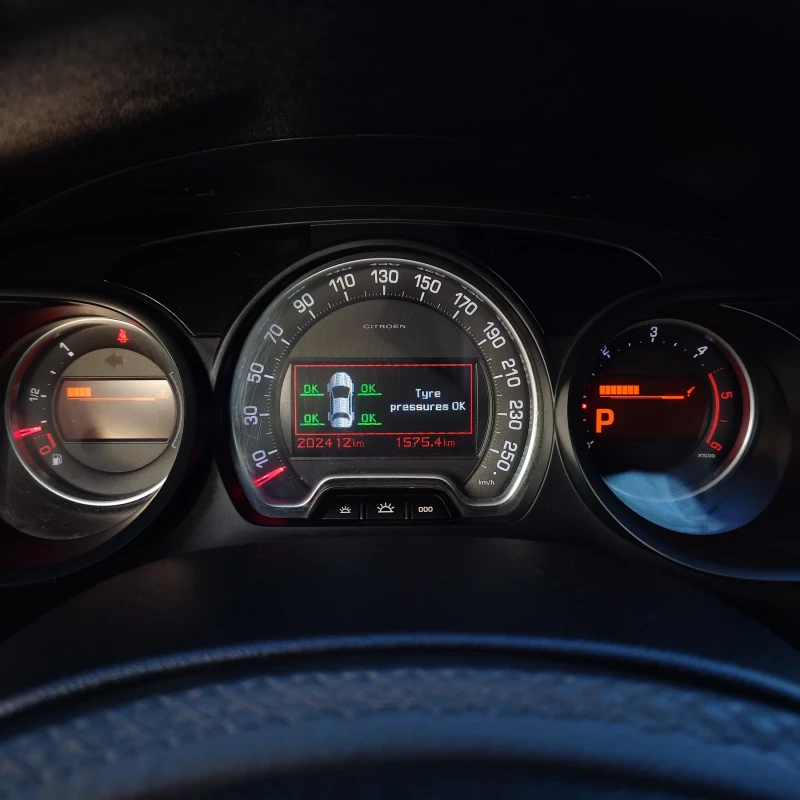 Citroen C5 2.0HDI 163, снимка 13 - Автомобили и джипове - 52517856