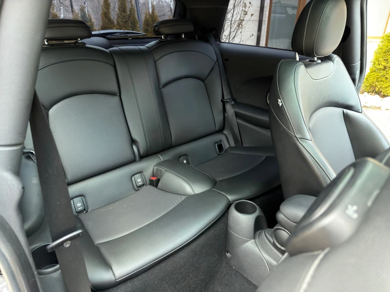 Mini Cooper s JOHN COOPER WORKS-PANO-NAVI-LED-HARMAN/CARDON* , снимка 10 - Автомобили и джипове - 53124215