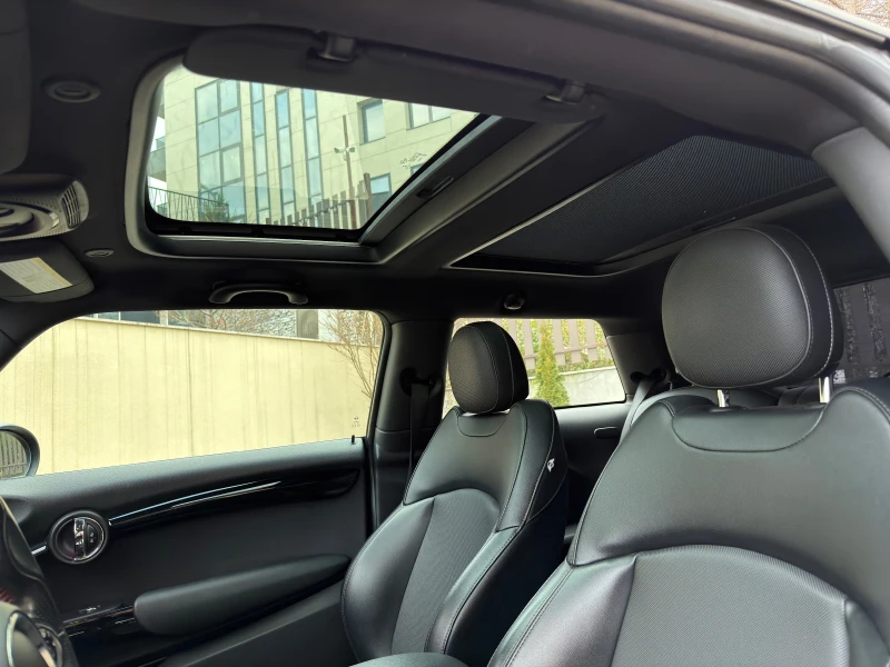 Mini Cooper s JOHN COOPER WORKS-PANO-NAVI-LED-HARMAN/CARDON* , снимка 16 - Автомобили и джипове - 53124215