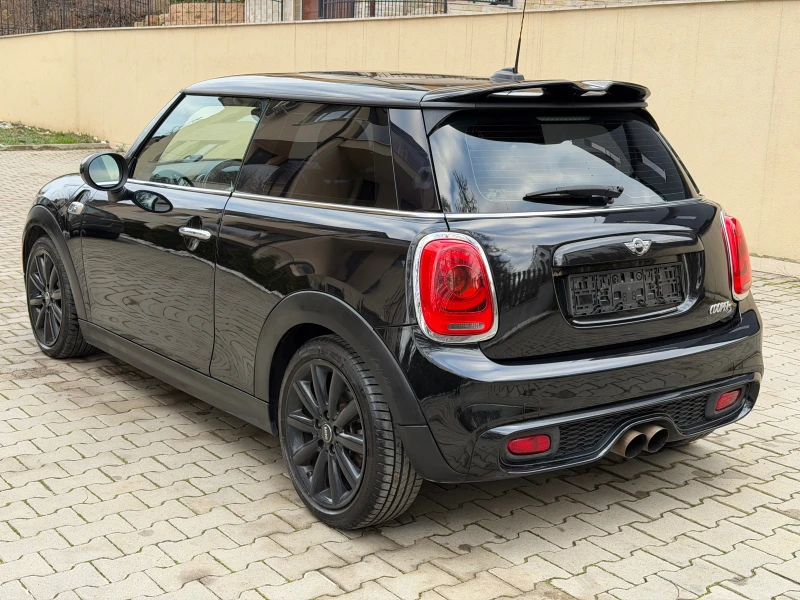 Mini Cooper s JOHN COOPER WORKS-PANO-NAVI-LED-HARMAN/CARDON* , снимка 5 - Автомобили и джипове - 53124215