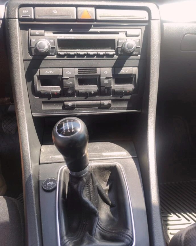 Audi A4 2.0i GAZ Sedan , снимка 6 - Автомобили и джипове - 54962185