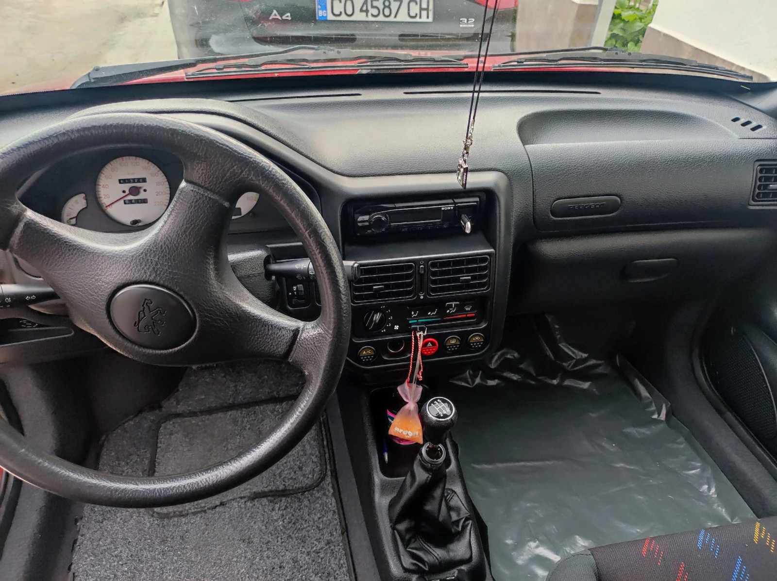 Peugeot 106 1.4 - изображение 6