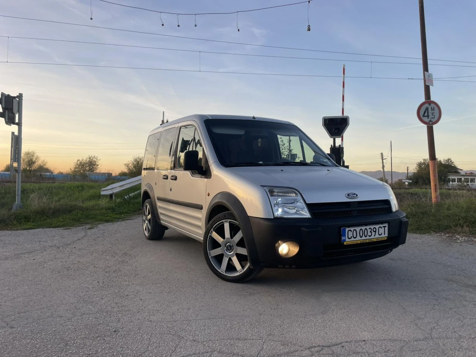 Ford Connect 1.8 LPG - изображение 2