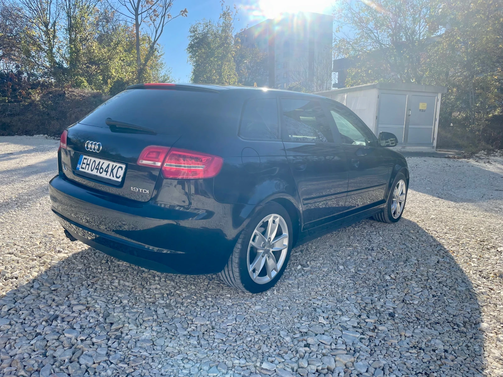 Audi A3 1.9TDI, DPF, Facelift, Sportback - изображение 3