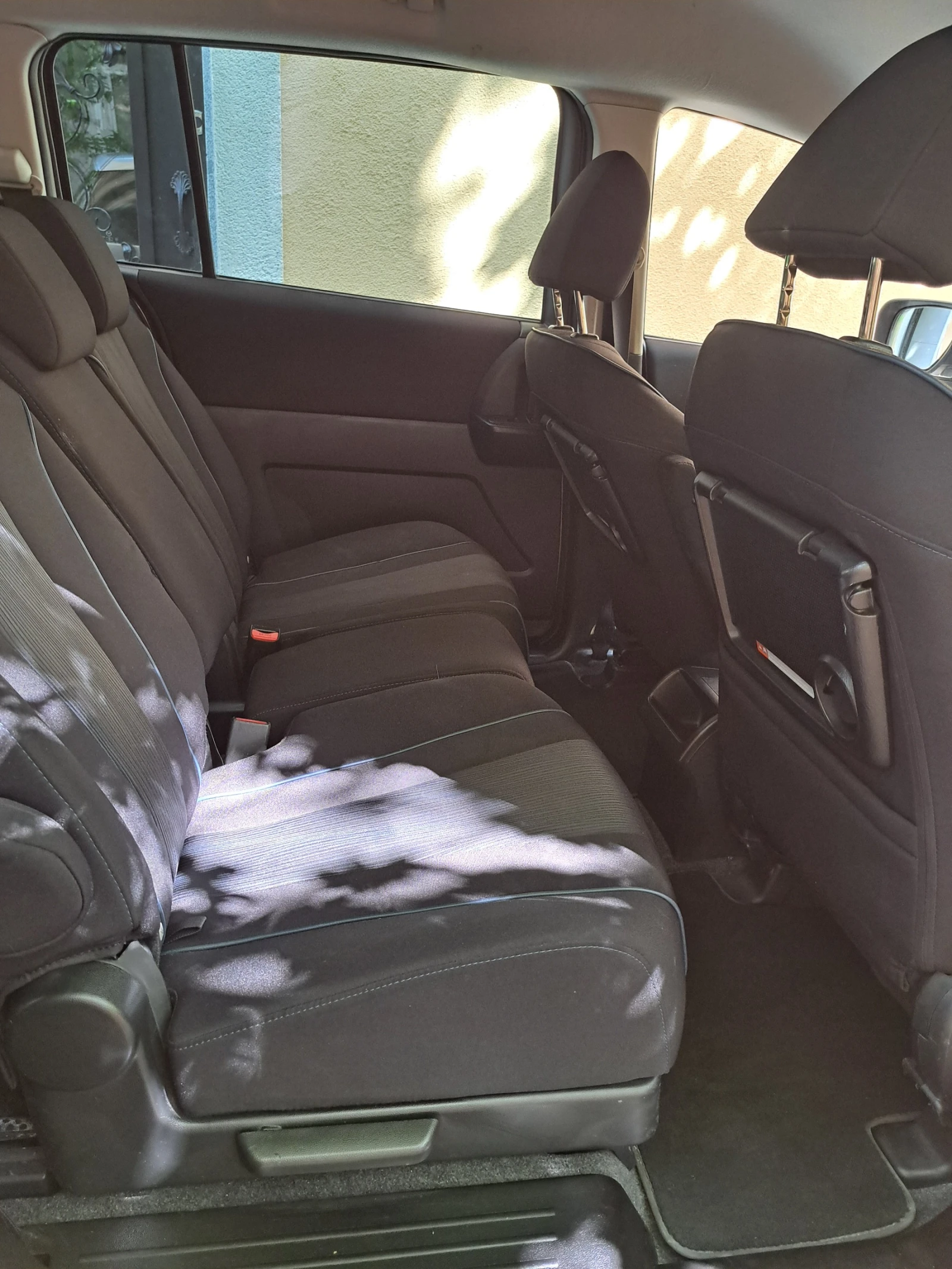 Mazda 5 2.0 16v - изображение 8