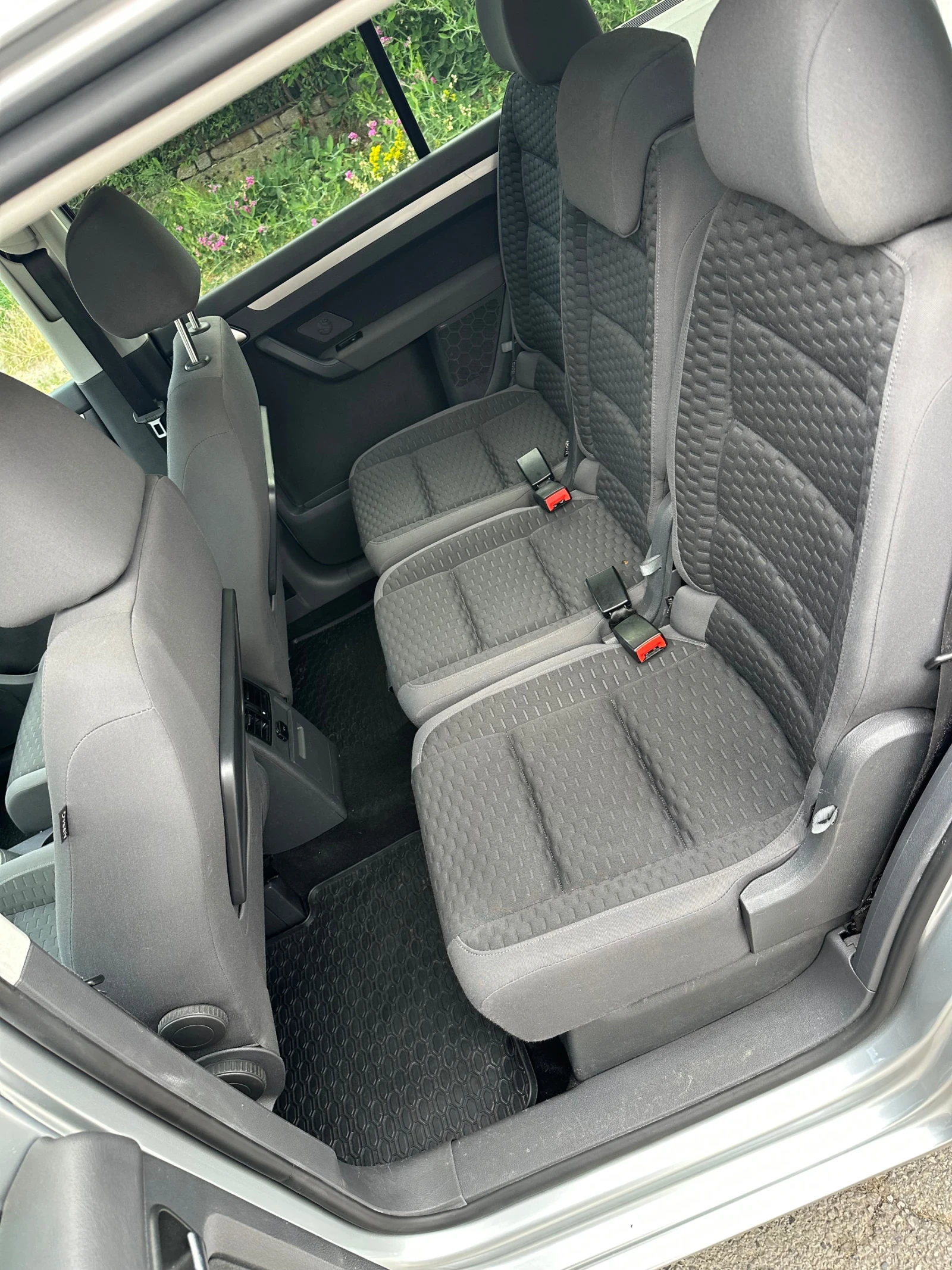 VW Touran 1.9 TDI 105 DSG | Mobile.bg   14