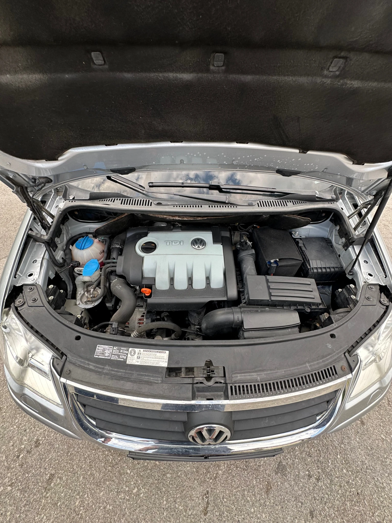 VW Touran 1.9 TDI 105 DSG | Mobile.bg   16