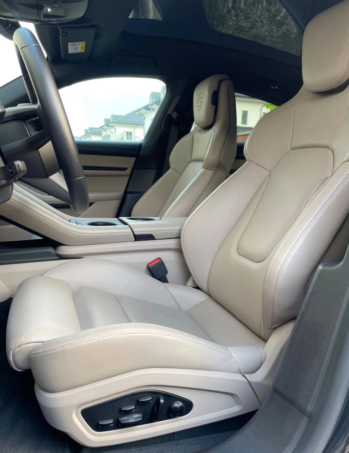 Porsche Taycan  - изображение 4