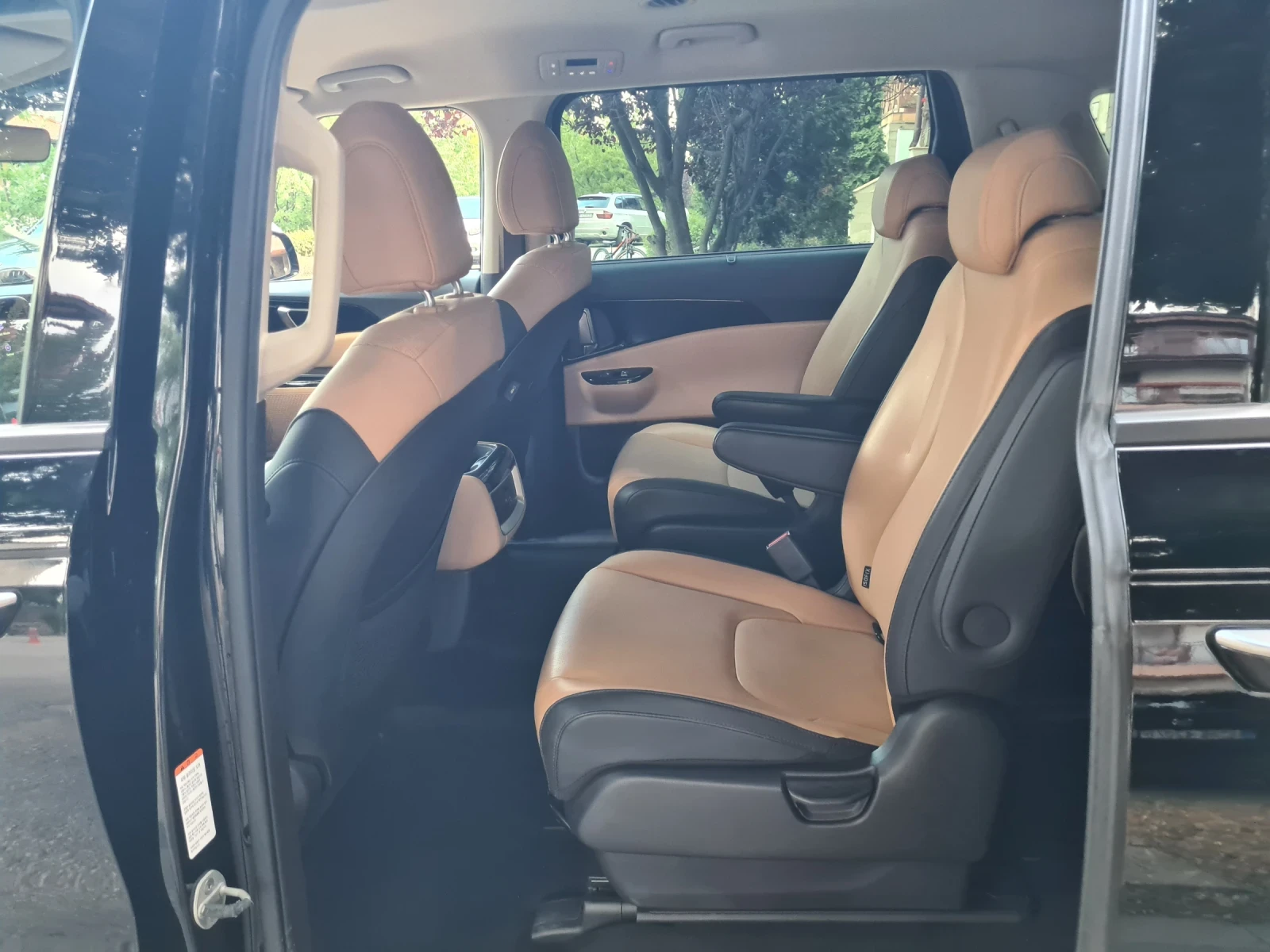 Kia Carnival 2.2 CRDI 202 к.с. 8+ 1 - изображение 10