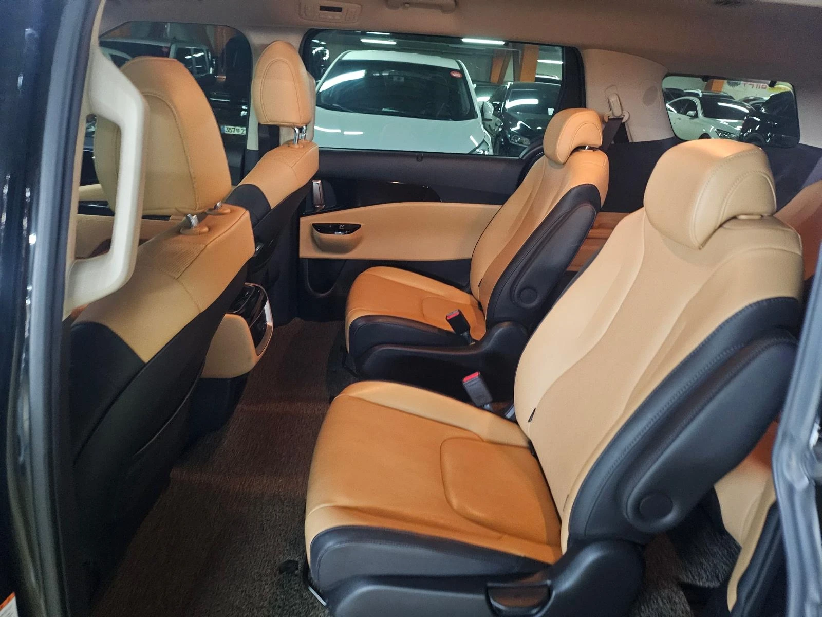 Kia Carnival 2.2 CRDI 202 �.�. 8+ 1 ������� ���� 04.03.2026�. | Mobile.bg � ����������� 7