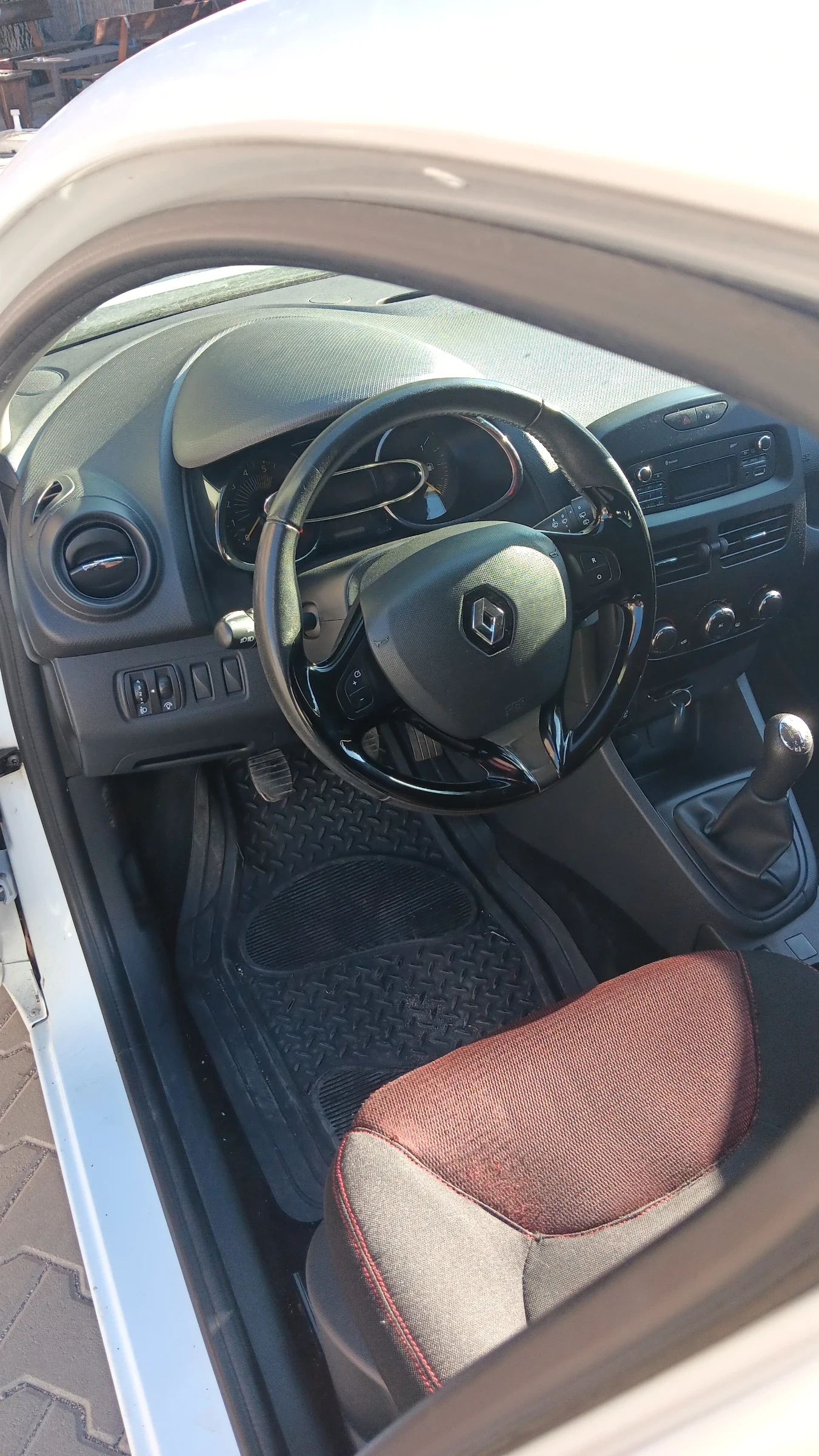 Renault Clio 1.5 dci - изображение 9