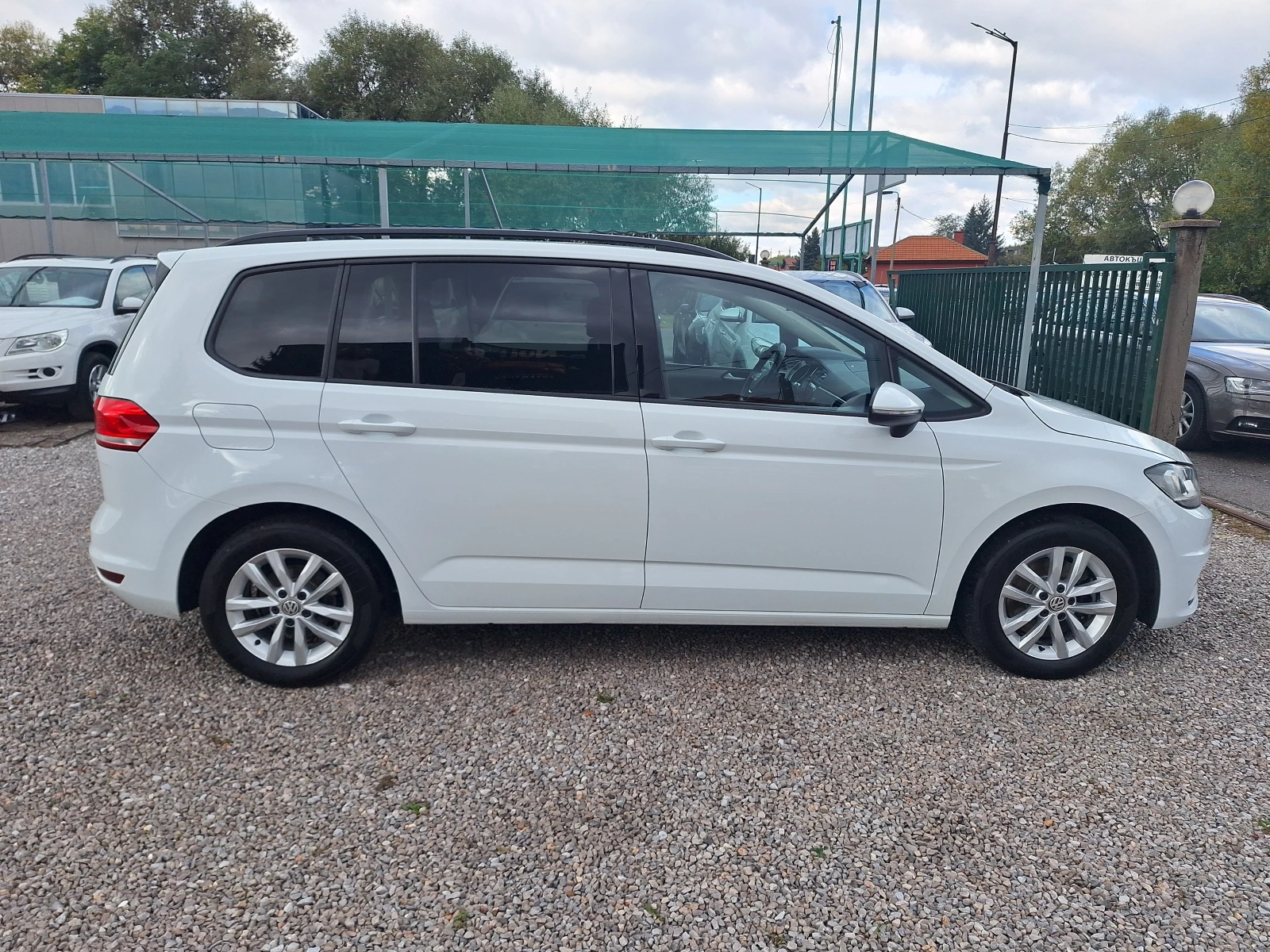 VW Touran 2.0tdi 150ks 7 mesten avtomat! - изображение 2