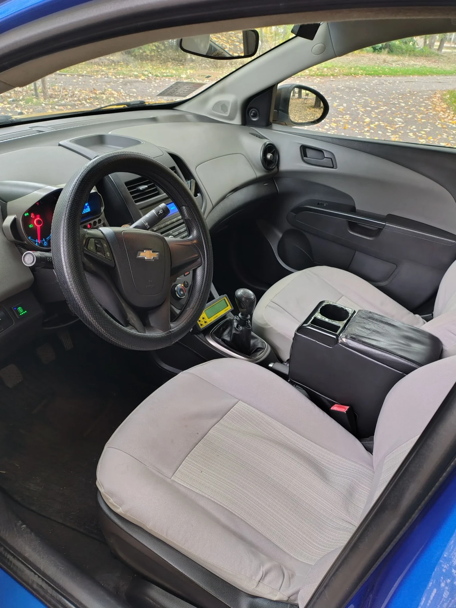 Chevrolet Aveo 1.2 Перфектно Състояние  - изображение 9