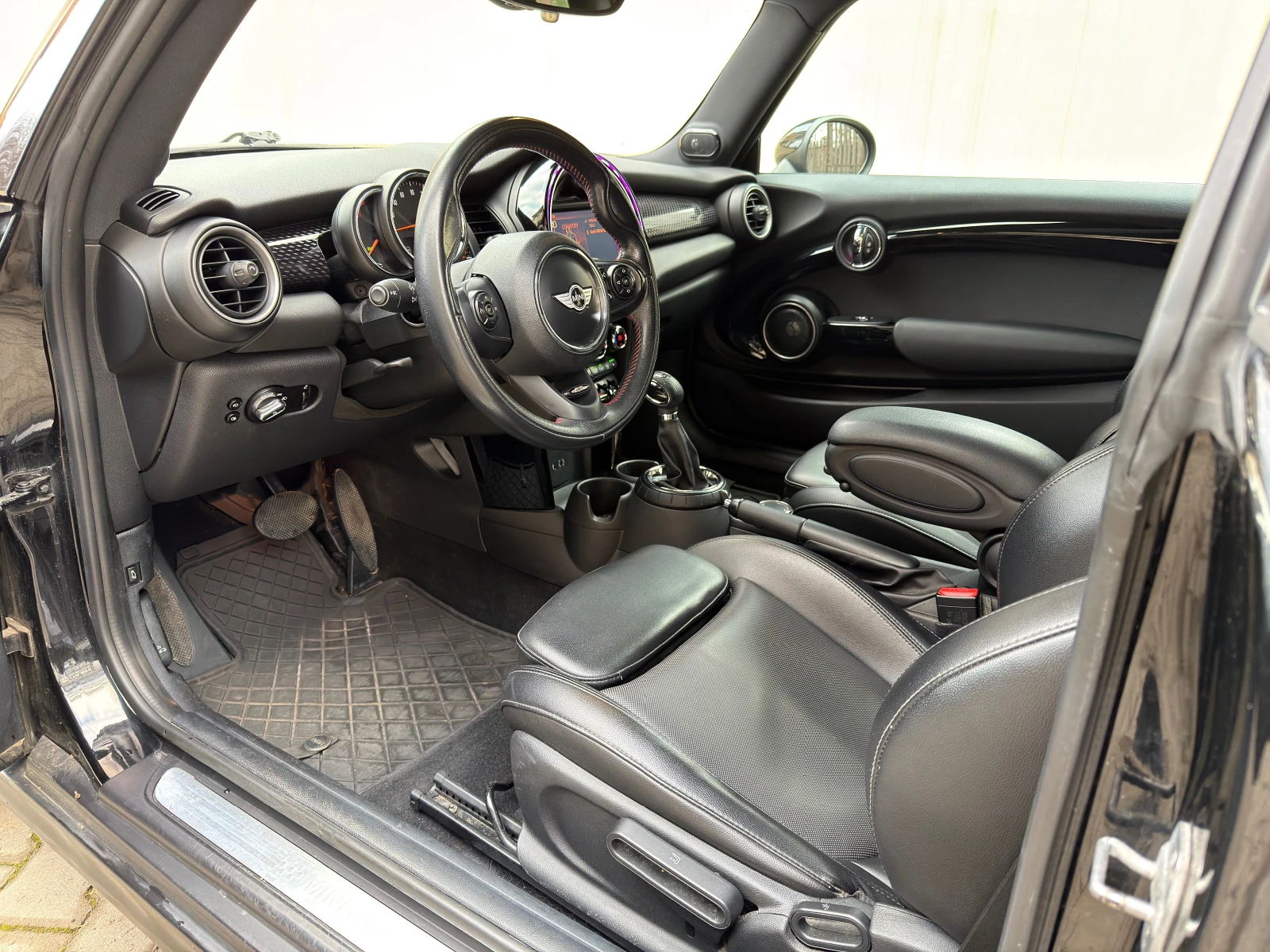Mini Cooper s JOHN COOPER WORKS-PANO-NAVI-LED-HARMAN/CARDON*  | Mobile.bg � ����������� 8