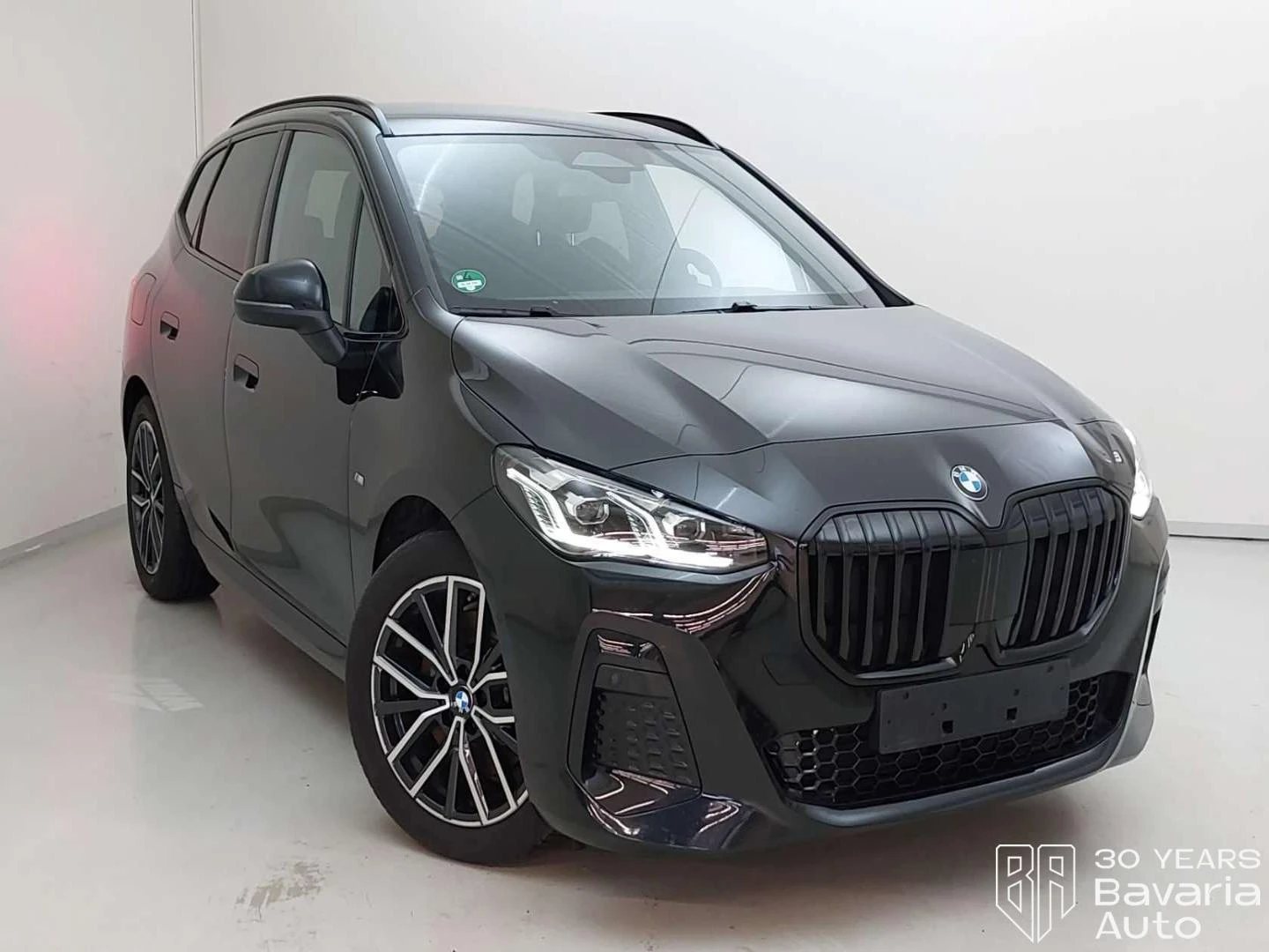 BMW 220 223d xDrive Active Tourer M Sport Paket Steptronic - изображение 4