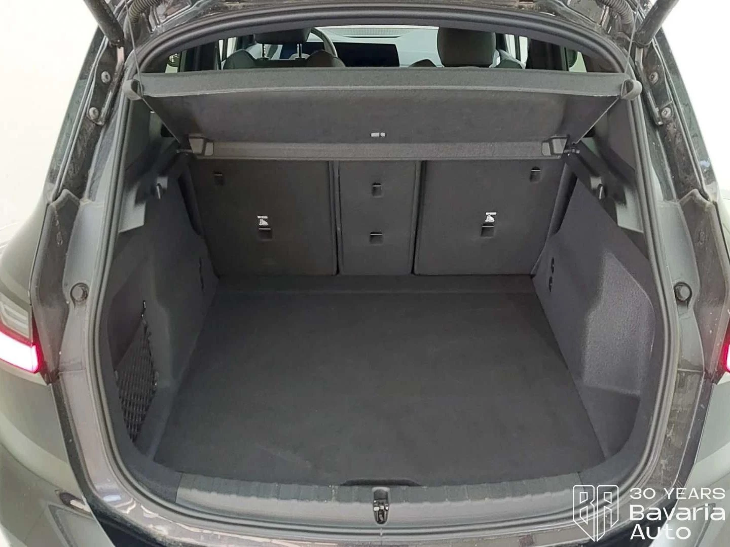 BMW 220 223d xDrive Active Tourer M Sport Paket Steptronic - изображение 10