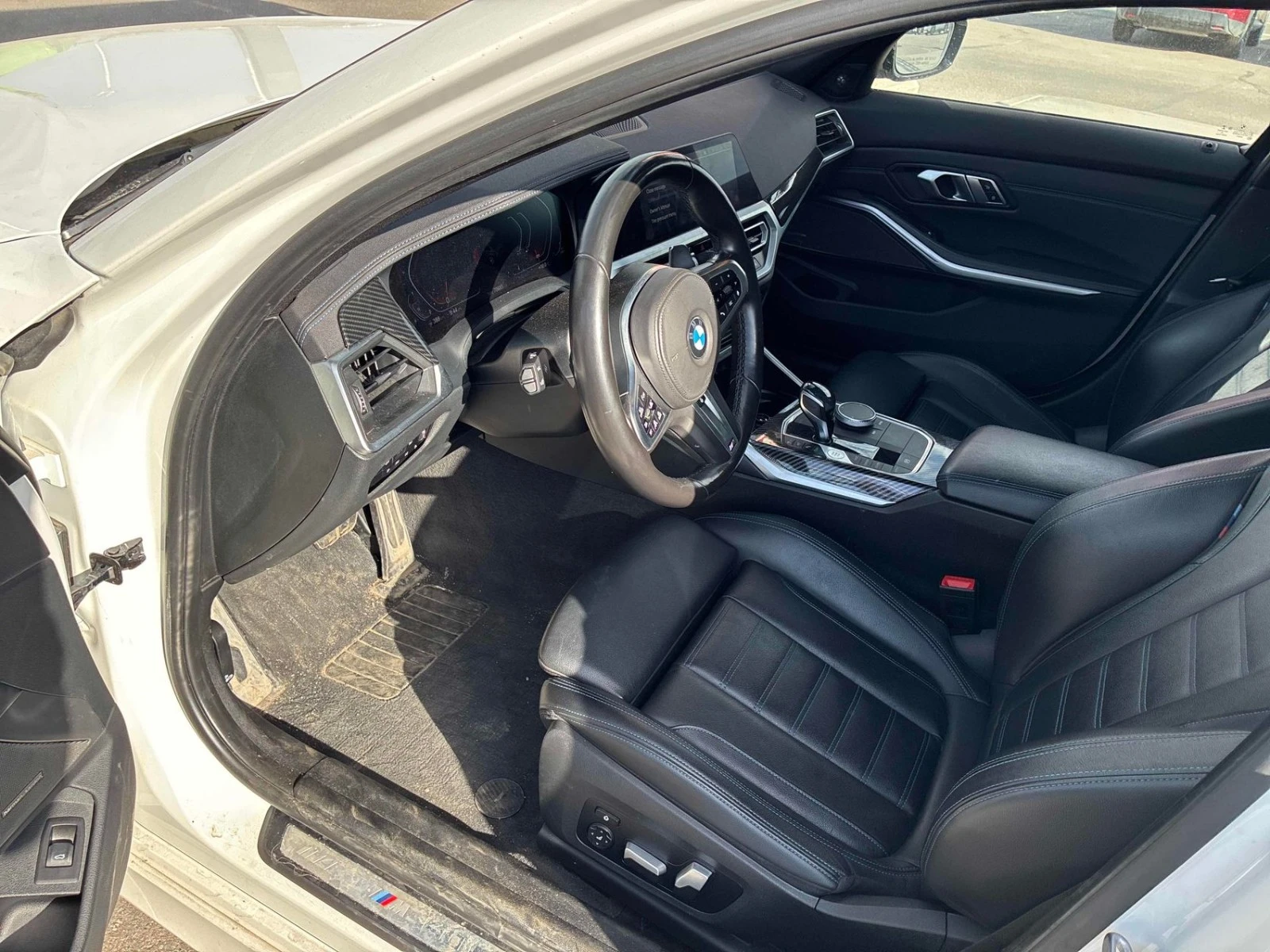 BMW 340 M* DISTRONIC* AMBIENT* HEADUP* HARMAN, снимка 7 - Автомобили и джипове - 54334645