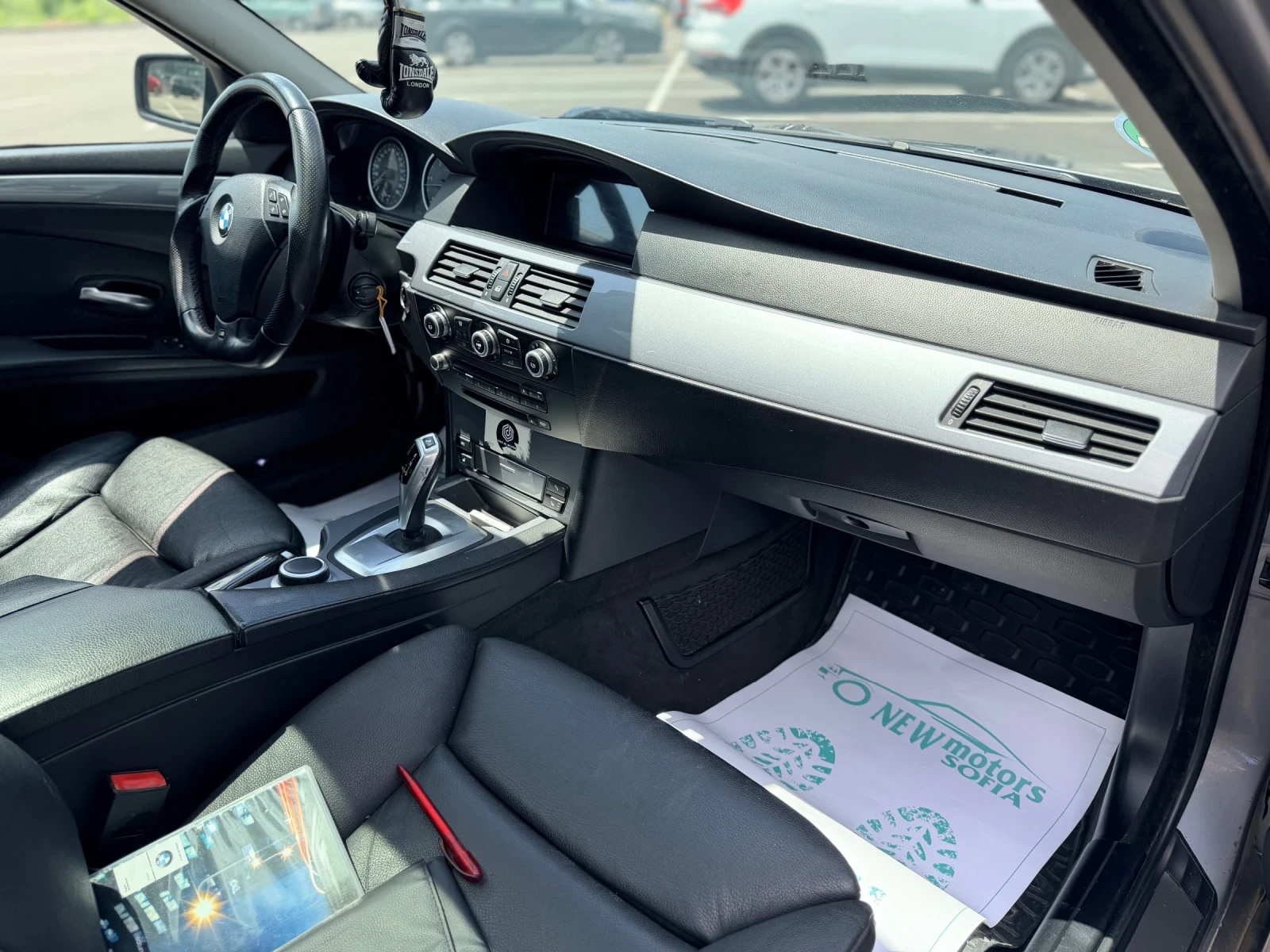 BMW 530 faceLift-M-Sport-Лизинг през Уникредит , снимка 12 - Автомобили и джипове - 54421612